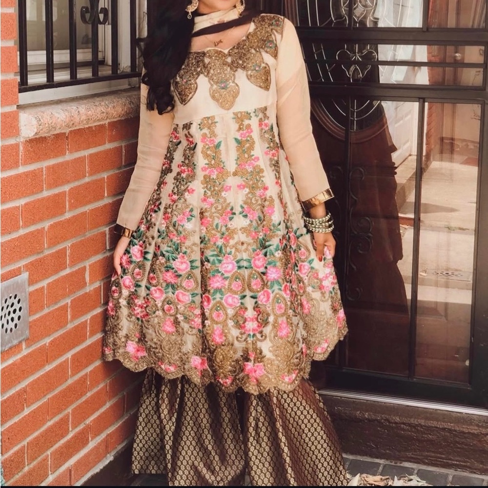 Brown and Beig Pakistani/indian dress